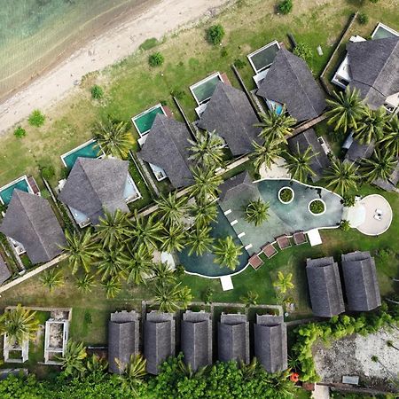 The Club Villas Lombok Sekotong Extérieur photo