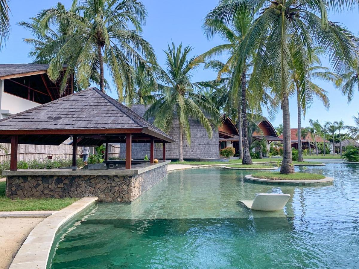 The Club Villas Lombok Sekotong Extérieur photo