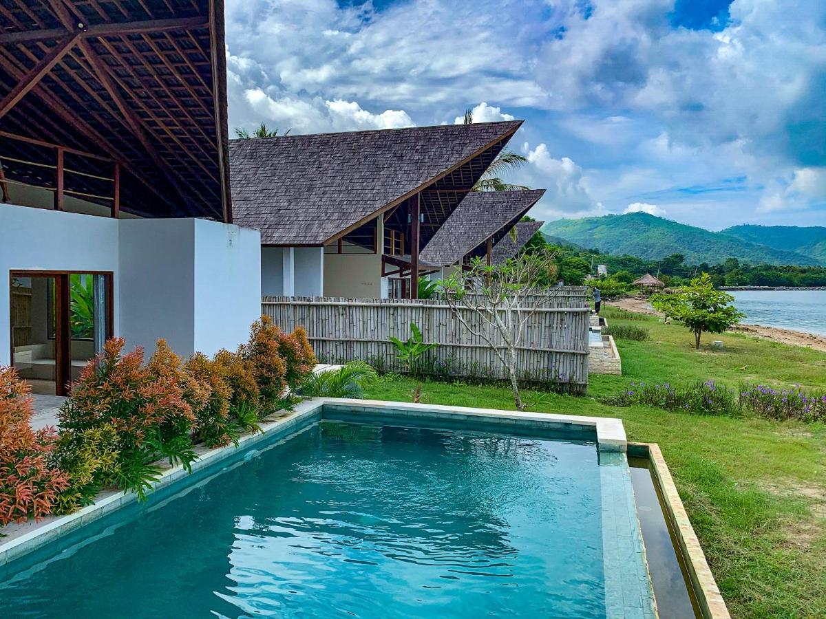 The Club Villas Lombok Sekotong Extérieur photo