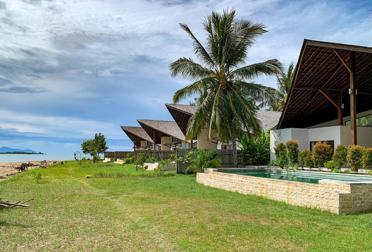 The Club Villas Lombok Sekotong Extérieur photo