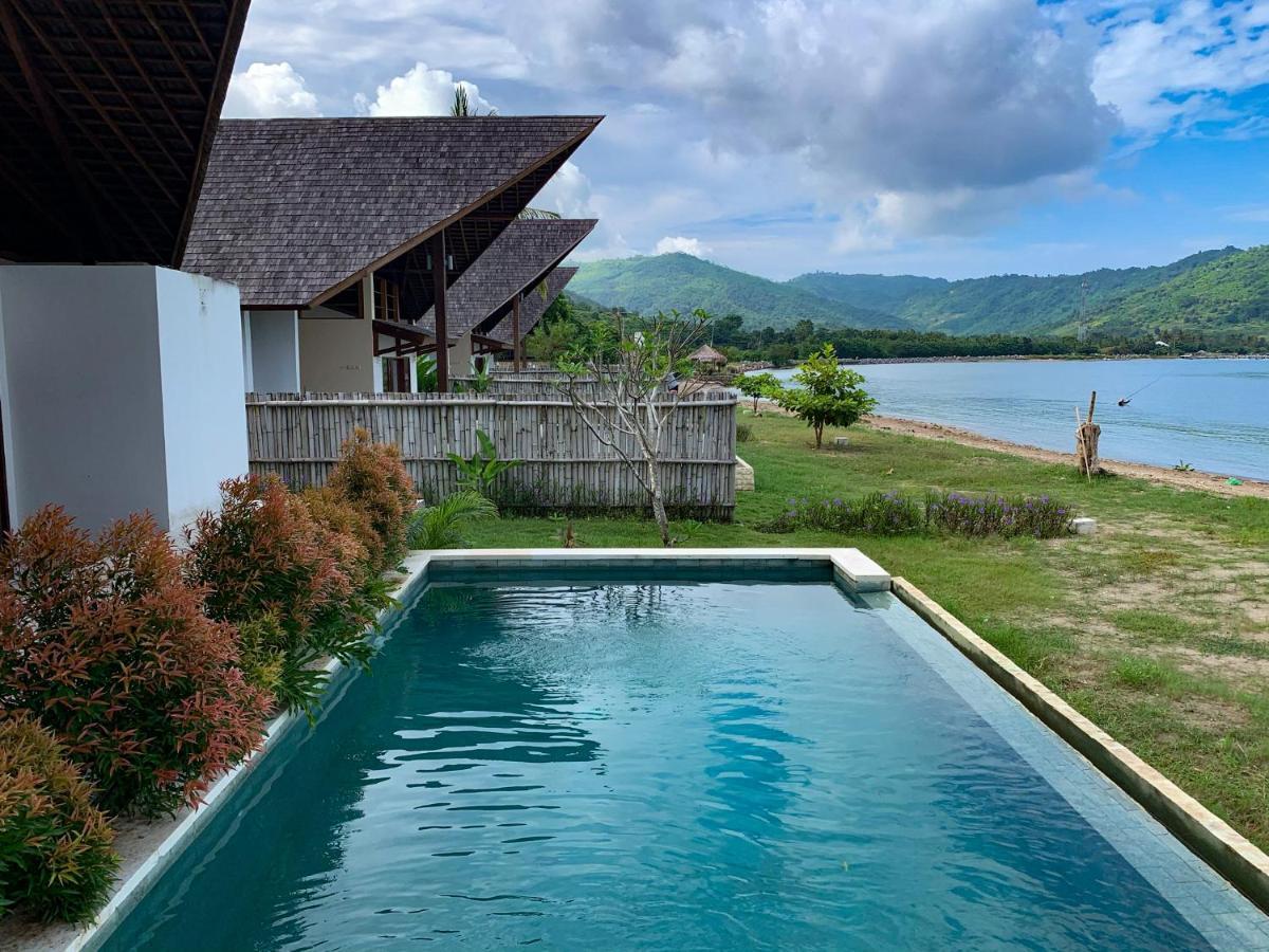 The Club Villas Lombok Sekotong Extérieur photo
