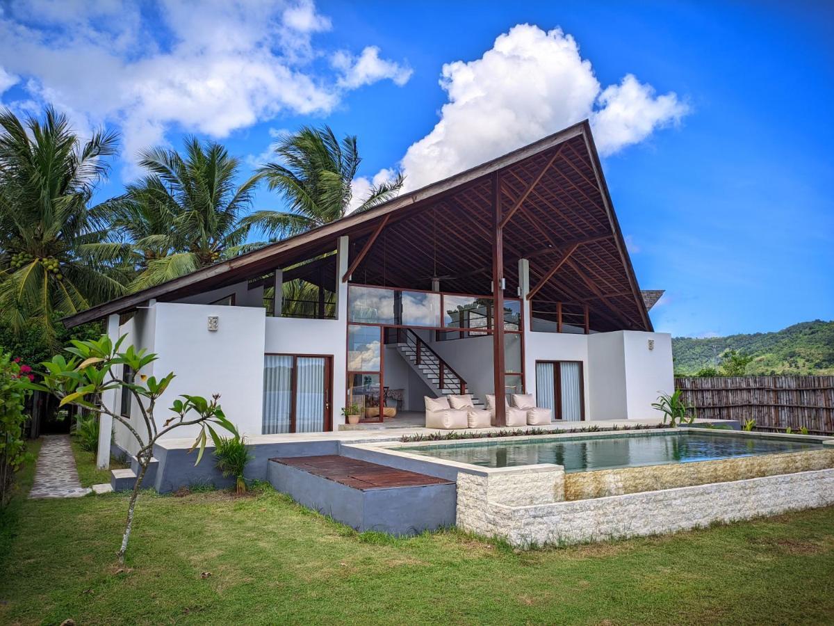 The Club Villas Lombok Sekotong Extérieur photo