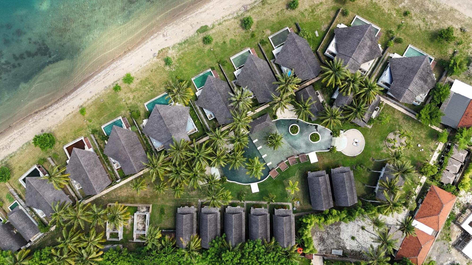 The Club Villas Lombok Sekotong Extérieur photo